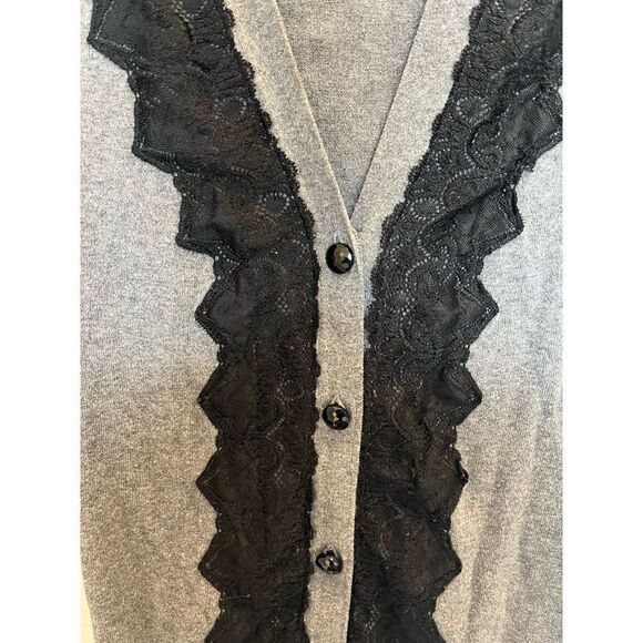 Charlotte size M gray and black lace trim cardigan - Picture 2 of 4